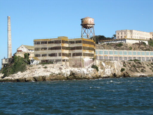 alcatraz-front