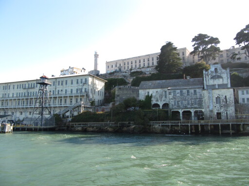 alcatraz-rear